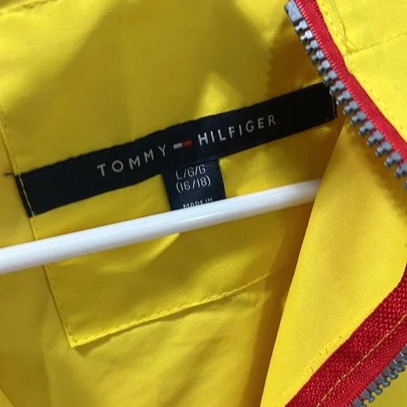 Hooded Tommy Hilfiger wind breaker - Picture 2 of 6